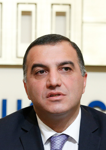 Պատկեր:Artem-Asatryan-Armenia-Minister.jpg